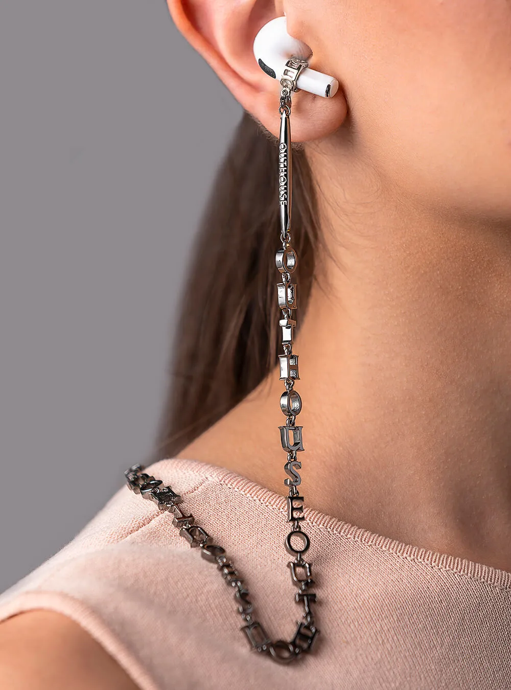 Outhouse   -   Le Lien The Outhouse Monogram Convertible Lanyard in Gunmetal